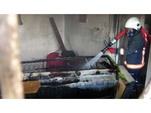 Müstakil Evde Çıkan Yangın Mahalleliye Panik Yaşattı