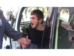 Metruk binaya giren şüpheli, polislere ’dayılandı’