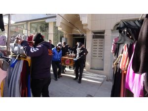 Isparta’da 4. Kattan Düşen Genç Kız Hayatını Kaybetti