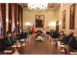 Bakan Gül, Ab Türkiye Delegasyonu Başkanı Landrut’u Kabul Etti