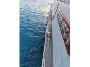 Msb: "Gökçeada Açıklarında Batan Teknedeki 2 Jandarma Personelinden Teğmen Musa Bulut’un Naaşı, Sahil Güvenlik Komutanlığı Dalgıçları Tarafından Su Altından Çıkarılmıştır. Kayıp Olan 1 Jandarma Personelini Arama Çalışma