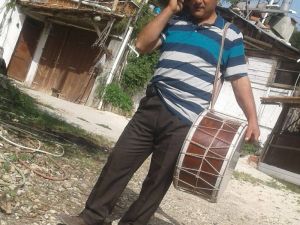 Yere Düşünce Sırtındaki Tüfek Ateş Aldı, Bacağından Yaralandı
