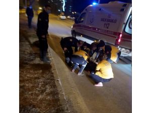 Hafif Ticari Aracın Çarptığı Yaya Ağır Yaralandı