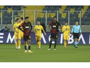 Süper Lig: Mke Ankaragücü: 2 - Galatasaray: 1 (Maç Sonucu)
