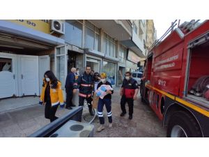 Mersin’de Apartman Yangını
