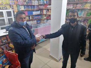 Yolda Bulduğu Parayı Sahibine Teslim Etti