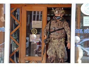 Antalya’da PÖH destekli sinirli müşteri operasyonu