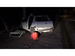 Elektrik Direğine Çarpan Sürücü Hayatını Kaybetti