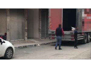 Evden Depoya Uyuşturucu Taşıma Polise Takıldı