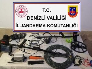 Çivril’de 1939 Adet Tarihi Eser Ele Geçirdi