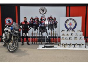 Adana’da 53 Ruhsatsız Silah Ele Geçirildi