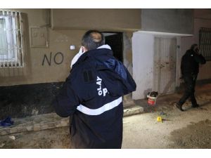Evinin Önünde Silahlı Saldırıya Uğrayan Kişi Ağır Yaralandı