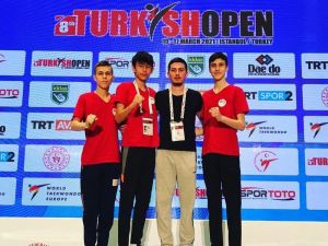 Mersin Büyükşehir Gsk Sporcularından Büyük Başarı