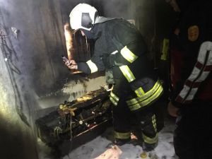 Bucak’ta Yangın: 7 Kişi Dumandan Etkilendi