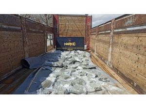 Konya’da Tırın Çadırında 32 Kilo 450 Gram Esrar Ele Geçirildi