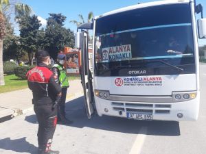 Jandarmadan toplu taşıma araçlarına denetim