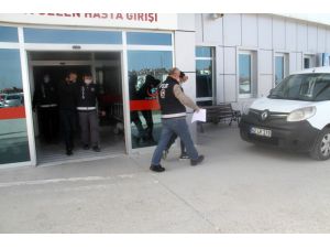 Hırsızlık Zanlıları Otobüste Yakalandı