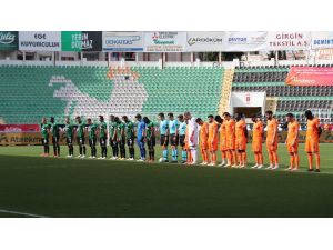 Süper Lig: Yukatel Denizlispor: 0 - Medipol Başakşehir: 0 (Maç Devam Ediyor)