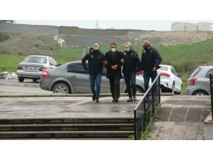 Hatay’da Teröristlere Evini Açan Chp Kırıkhan İlçesi Örgütüne Kayıtlı Olduğu Ortaya Çıkan Mehmet K. Adlı Zanlı Adliyeye Sevk Edildi