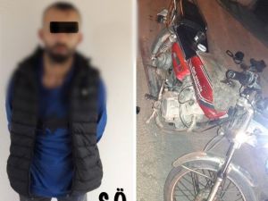 Polisi Görünce Çaldığı Motosikleti Bırakıp Kaçtı