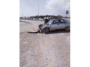 Bolvadin’de Trafik Kazası: 2 Yaralı