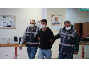 Çaldığı Araçla Hırsızlık Yapan Şüpheli Kovalamacada Yakalandı