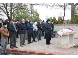 Duvarın Altında Kalarak Can Veren Ümmü Nigar Son Yolculuğuna Uğurlandı