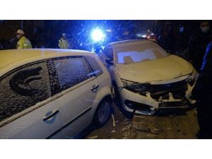 Minibüsüyle Sokağı Savaş Alanına Çevirip Kaçtı