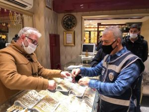 70 Bin Lira Dolandırılacaktı, Polis Engelledi