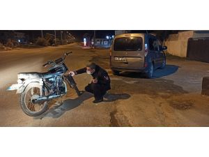 Reyhanlı’da Kısıtlama Denetimine Takılan Motosiklet Çalıntı Çıktı