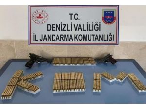 Şüphelenilen Şahsın Üzerinde Mini Cephane Çıktı