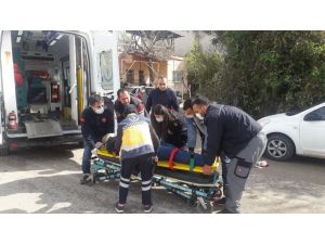 Tır İle Otomobilin Arasında Kalan Bisikletli Yaralandı
