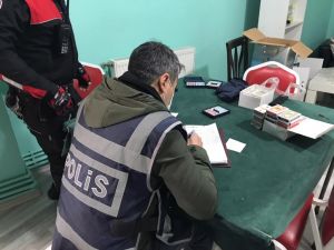 Kahramanmaraş’ta Kumar Oynayanlara Baskın