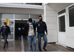 15 Saat İçinde 2 Kapkaç, 1 Gasp Yaptı