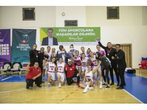 Meü Mersin Büyükşehir Belediyesi Kadın Basketbol Takımı, Play-off’a Bir Adım Daha Yaklaştı