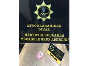 Şüphe Üzerine Durdurulan Araçtan Uyuşturucu Madde Çıktı
