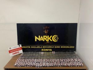 Konya’da Narkotik Ekipleri 8 Bin 111 Uyuşturucu Hap Ele Geçirdi