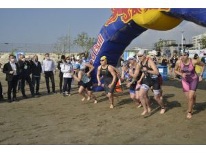 Mersin’de Triatlon Heyecanı