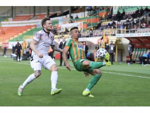 Süper Lig: Aytemiz Alanyaspor: 1 - Gençlerbirliği: 2 (Maç Sonucu)