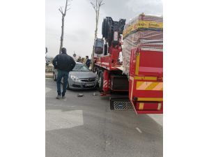 Çalışırken Fren Boşalan Vinç Zincirleme Kazaya Neden Oldu