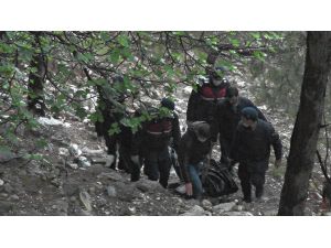 En Son Ağabeyine Mesaj Atan Genç Ölü Bulundu