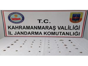 Orta Çağ’a Ait Sikke Ve Tarihi Eserleri Satmak İsterken Yakalandı