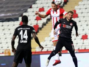 Süper Lig: Ft Antalyaspor: 2 - Dg Sivasspor: 4 (Maç Sonucu)