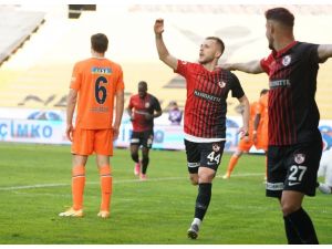 Süper Lig: Gaziantep Fk: 2 - Medipol Başakşehir: 0 (Maç Sonucu)