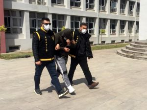 Polis Kapkaç Zanlısını İnternetten Cep Telefonlarını Satışa Koyarak Yakaladı