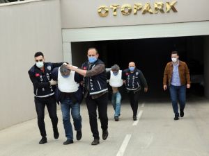 Antalya’da kan donduran cinayetin 2 şüphelisi adliyeye sevk edildi