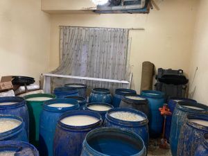 Adana’da 8 Bin 200 Litre Sahte İçki Ele Geçirildi