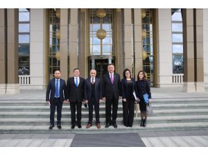 Kırgız Bakan İmanaliyev’den Cumhurbaşkanı Başdanışmanı Topçu’ya Ziyaret