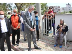 Evleri yanan yaşlı çifte devlet eli uzandı