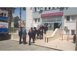 Av Tüfeğini Boşaltırken Arkadaşını Vurmuş